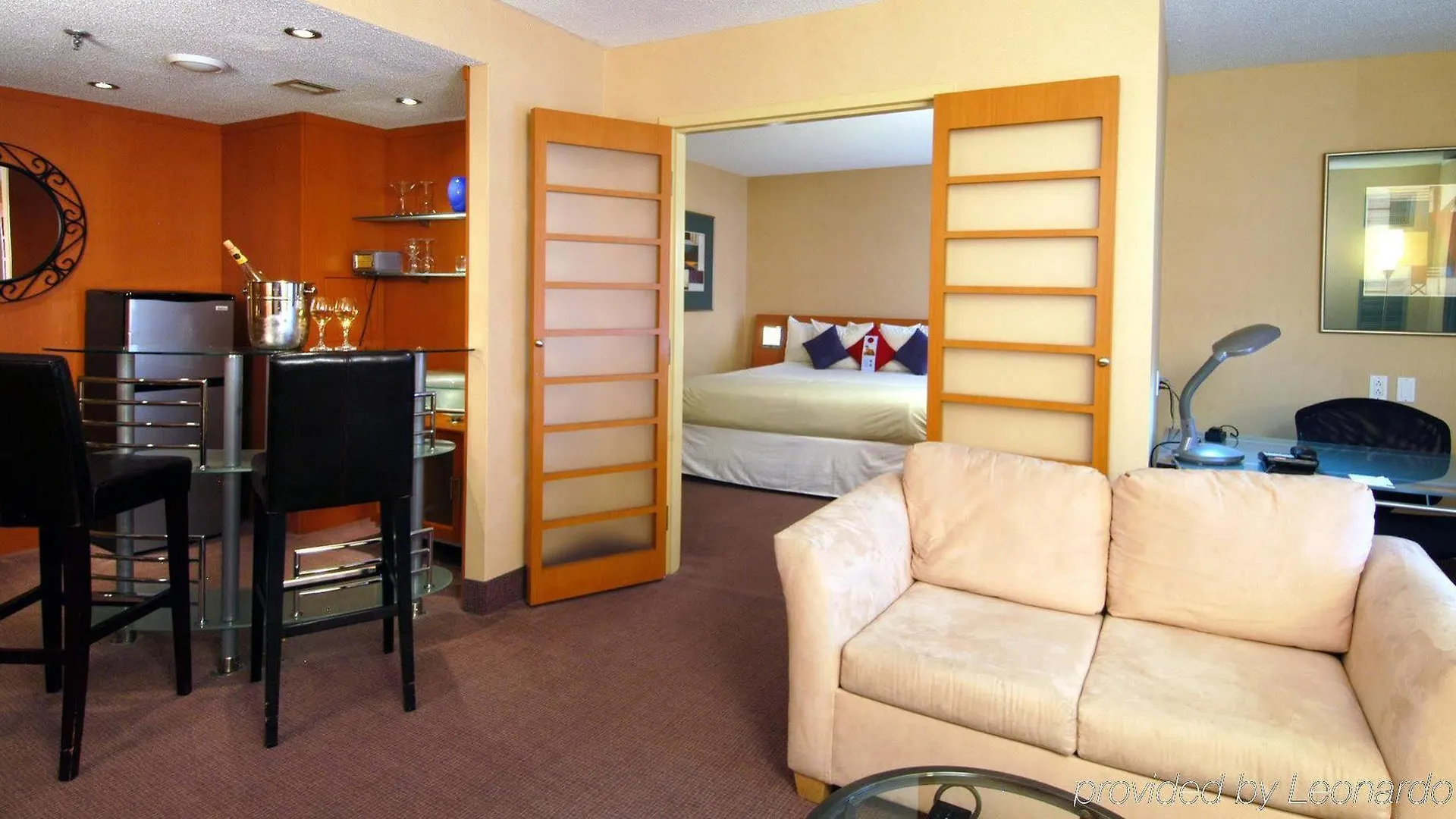Hotel Doubletree By Hilton Ottawa Downtown