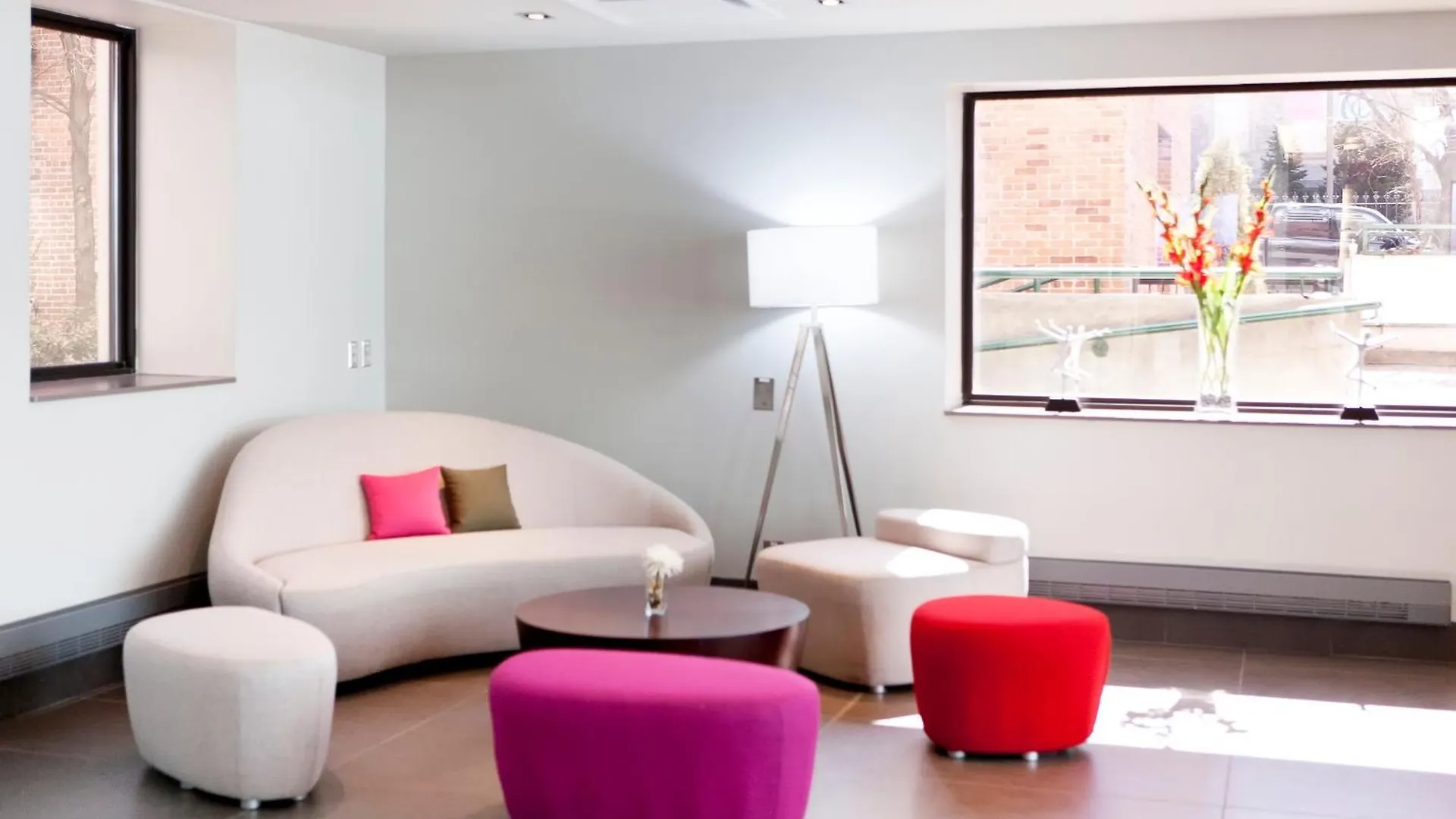 Doubletree By Hilton Ottawa Downtown Hotel 4*,  Canada