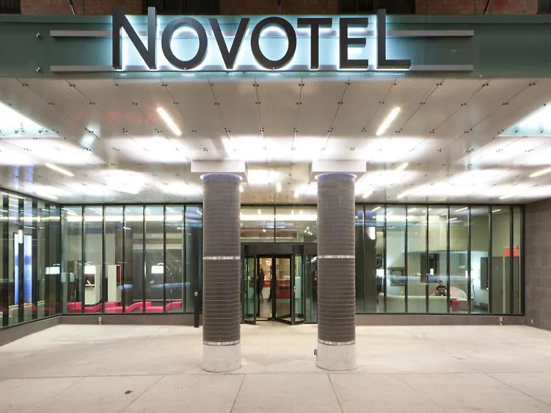 Doubletree By Hilton Ottawa Downtown Hotel