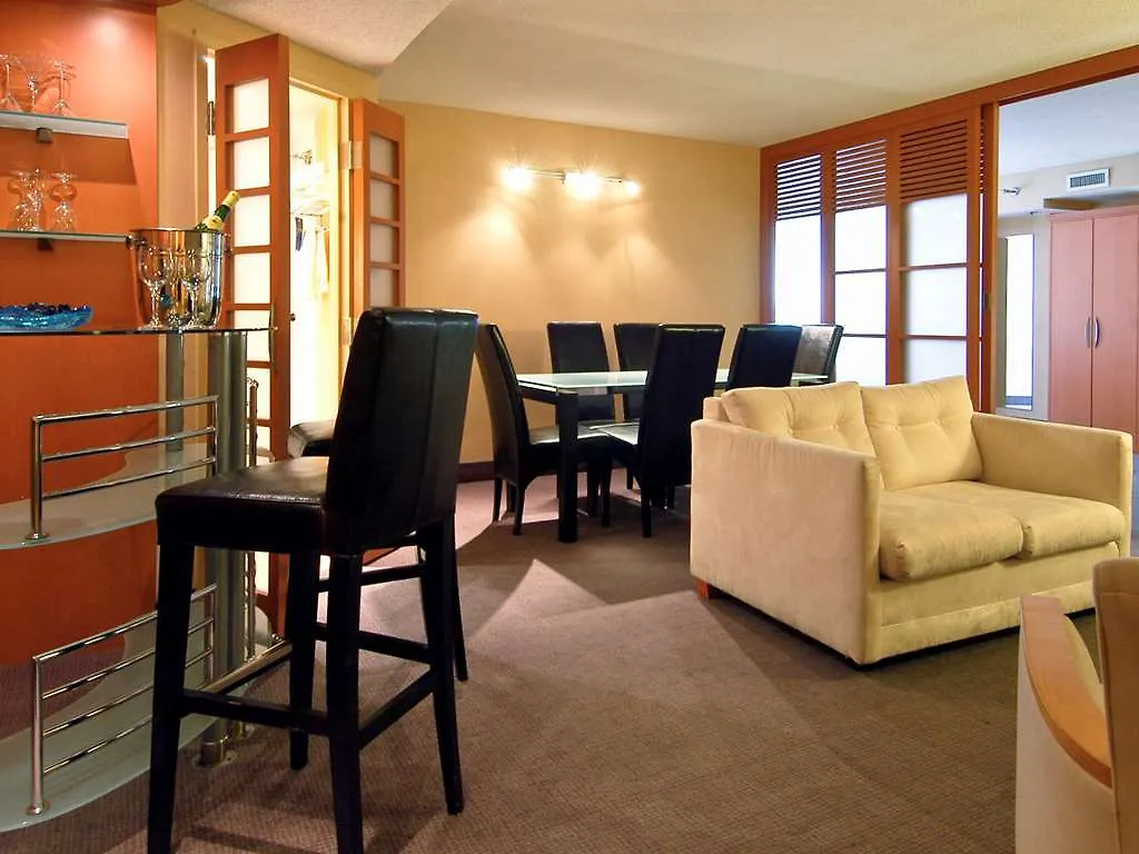Doubletree By Hilton Ottawa Downtown Hotel 4*,