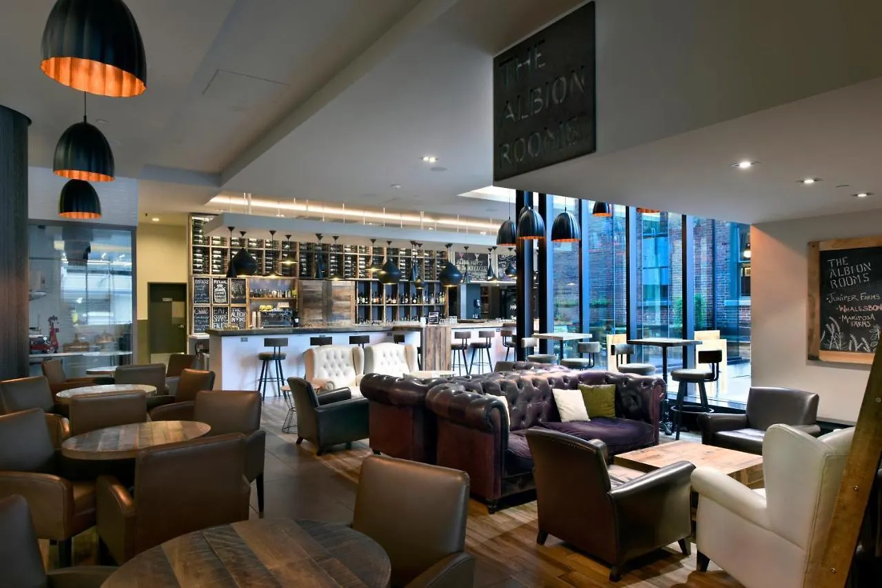 Doubletree By Hilton Ottawa Downtown Hotel